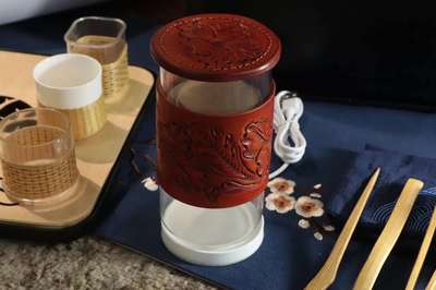 奔跑的五花肉丝 传统茶文化在现代工艺品中的创新演绎